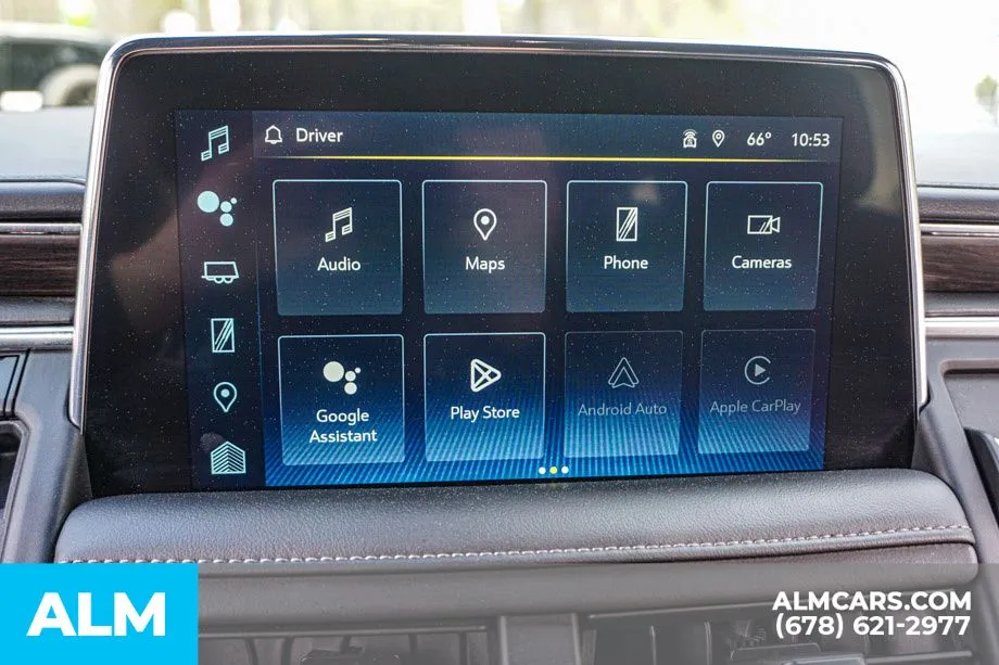 2024 Chevrolet Suburban LT - Photo 36