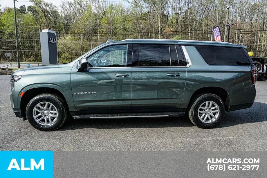 2024 Chevrolet Suburban LT - Photo 7