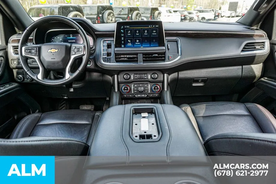 2024 Chevrolet Suburban LT - Photo 28