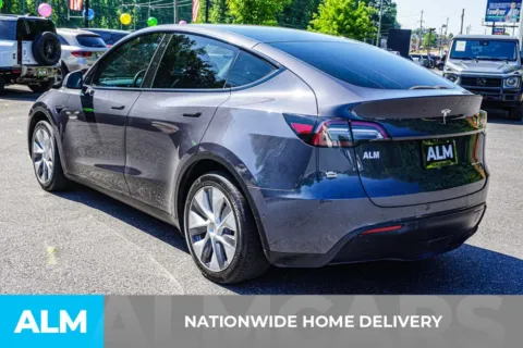 More photos of 2021 Tesla Model Y Long Range at ALM Marietta, GA