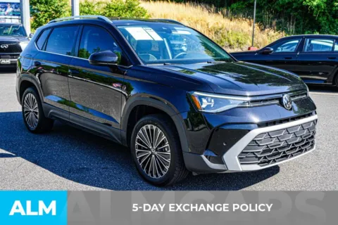More photos of 2025 Volkswagen Taos 1.5T SE at ALM Marietta, GA