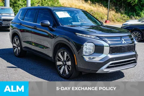 More photos of 2025 Mitsubishi Outlander SE at ALM Marietta, GA