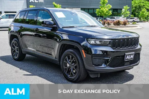 Another view of 2025 Jeep Grand Cherokee Altitude for sale in Marietta, GA at ALM Marietta