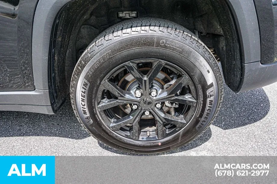 2025 Jeep Grand Cherokee Altitude - Photo 17