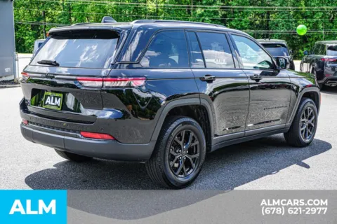 More photos of 2025 Jeep Grand Cherokee Altitude at ALM Marietta, GA