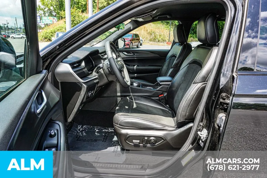 2025 Jeep Grand Cherokee Altitude - Photo 19