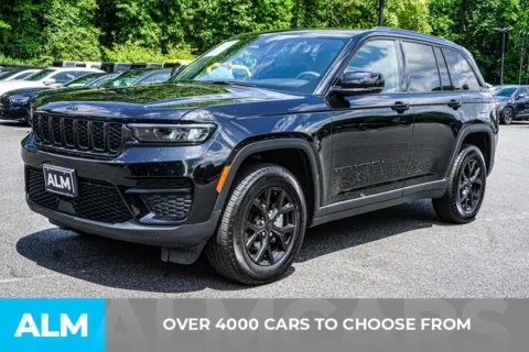 Photos of 2025 Jeep Grand Cherokee Altitude for sale in Marietta, GA at ALM Marietta