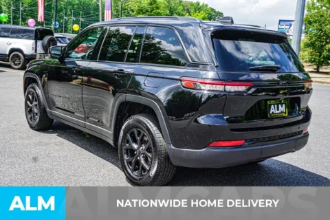 More photos of 2025 Jeep Grand Cherokee Altitude at ALM Marietta, GA