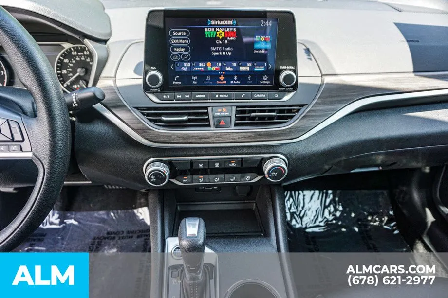 2025 Nissan Altima SV - Photo 38