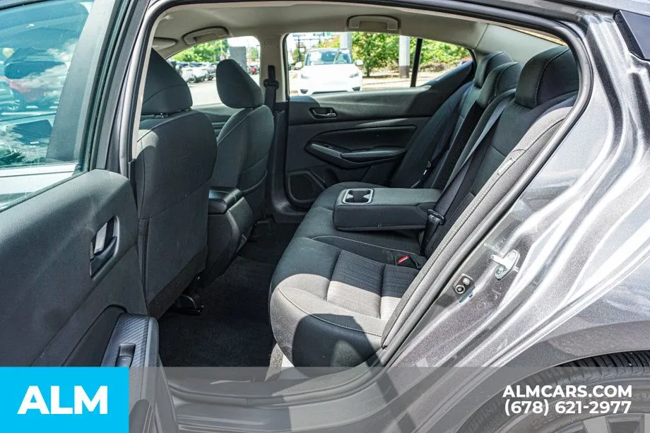 2025 Nissan Altima SV - Photo 21