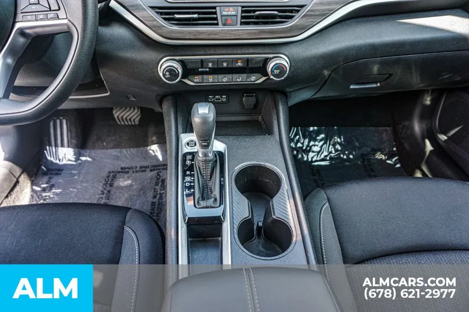 2025 Nissan Altima SV - Photo 39