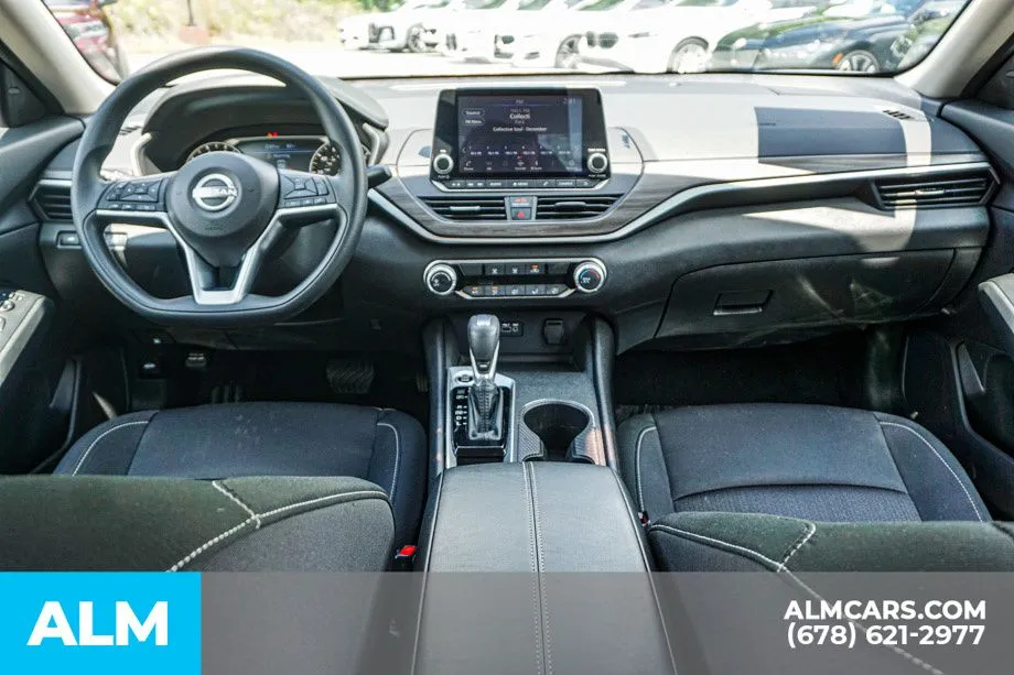 2025 Nissan Altima SV - Photo 25