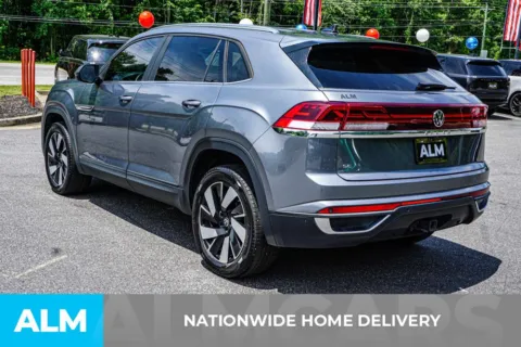 More photos of 2024 Volkswagen Atlas Cross Sport 2.0T SE w/Technology at ALM Marietta, GA