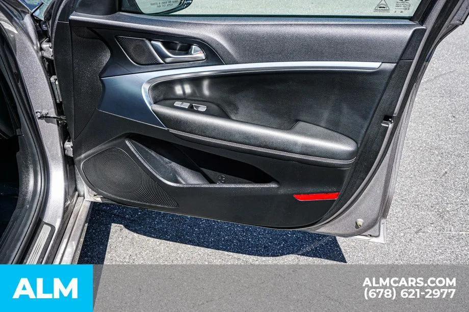 2025 GENESIS G70 Standard - Photo 54
