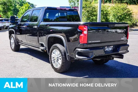 More photos of 2023 Chevrolet Silverado 2500 HD High Country at ALM Marietta, GA