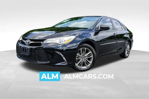Black 2017 Toyota Camry SE for sale in Marietta, GA