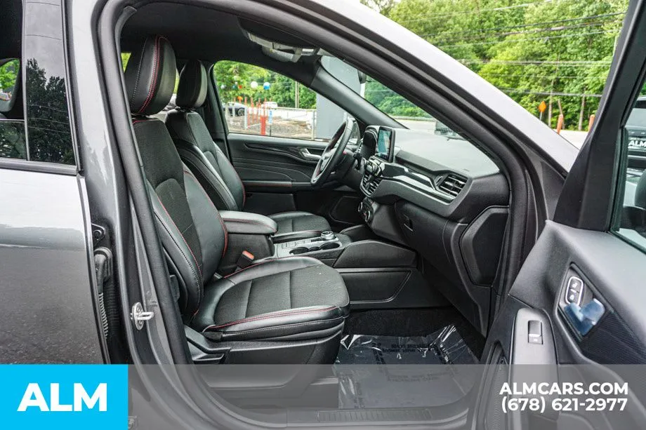 2026 Ford Escape ST-Line - Photo 23