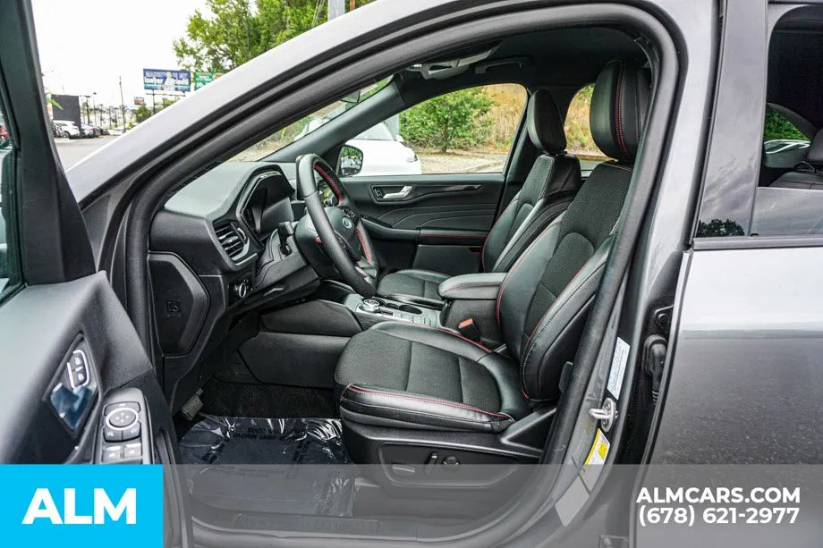 2026 Ford Escape ST-Line - Photo 19