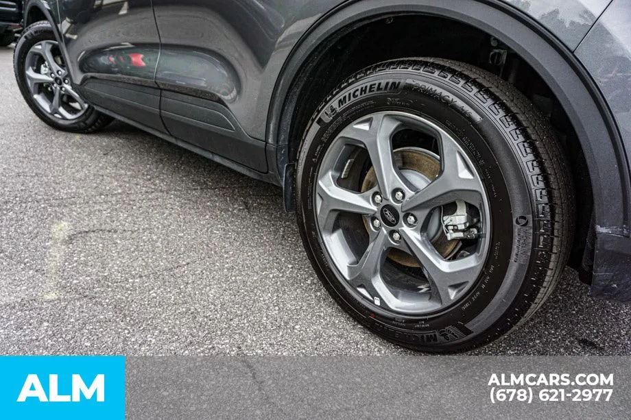 2026 Ford Escape ST-Line - Photo 16
