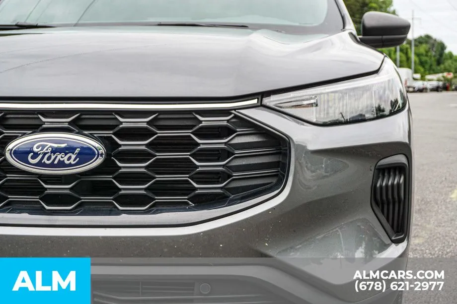 2026 Ford Escape ST-Line - Photo 12