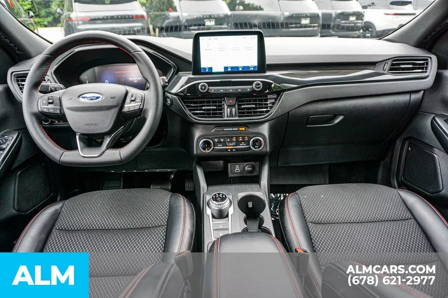 2026 Ford Escape ST-Line - Photo 25