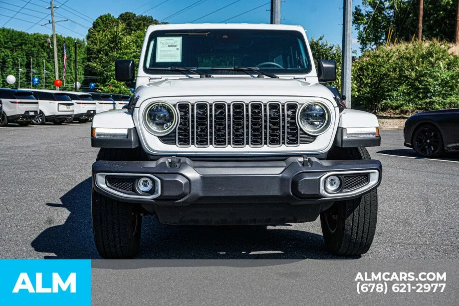 2025 Jeep Wrangler 4-Door Sahara - Photo 10