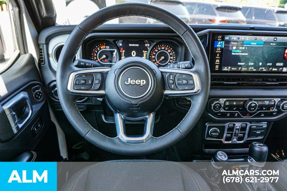 2025 Jeep Wrangler 4-Door Sahara - Photo 29