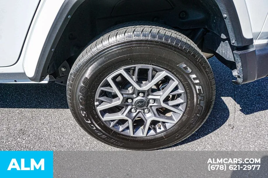 2025 Jeep Wrangler 4-Door Sahara - Photo 17