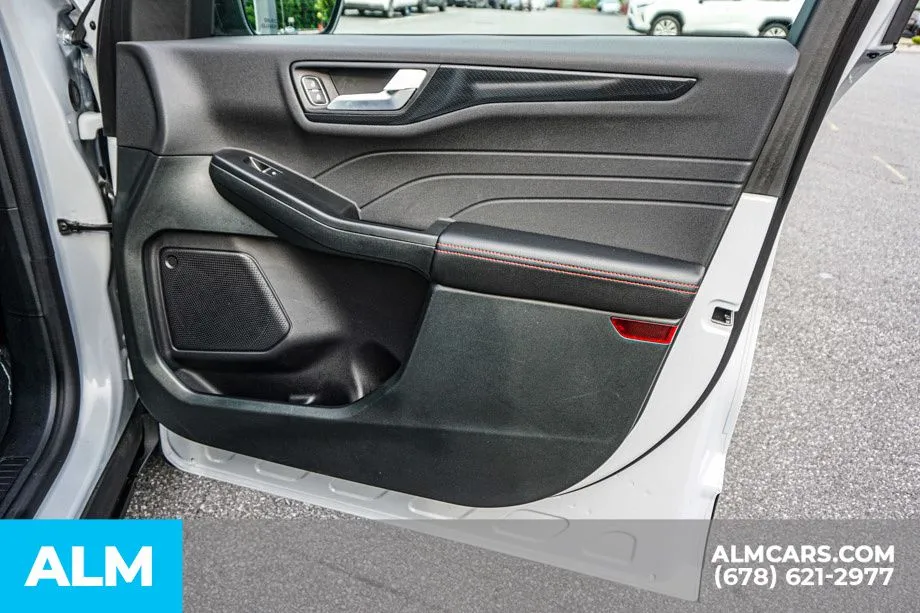 2026 Ford Escape ST-Line - Photo 53