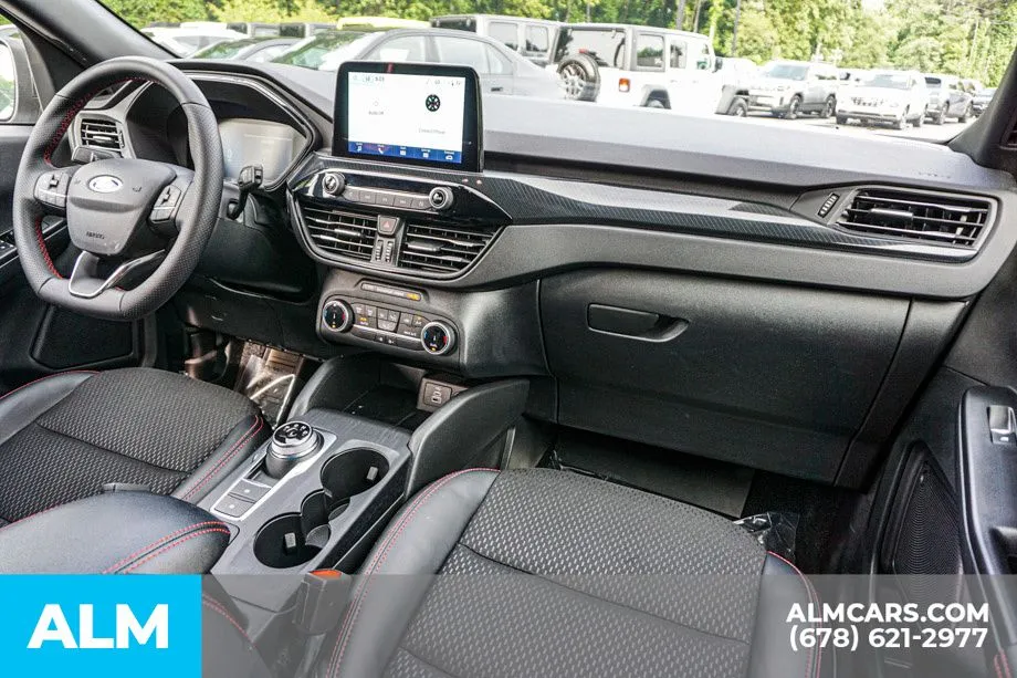 2026 Ford Escape ST-Line - Photo 24