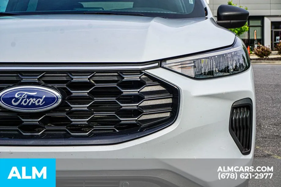 2026 Ford Escape ST-Line - Photo 12
