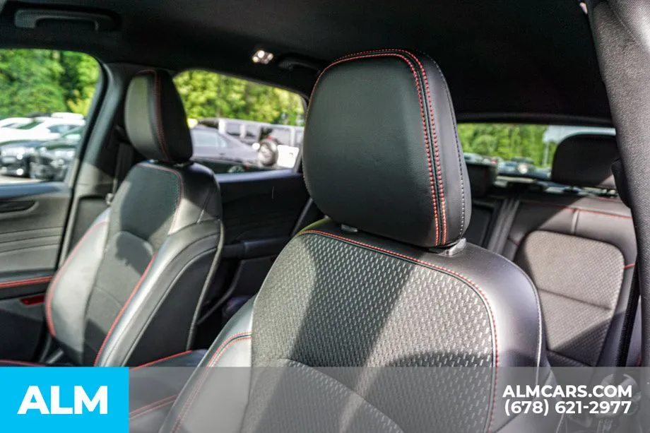 2026 Ford Escape ST-Line - Photo 18
