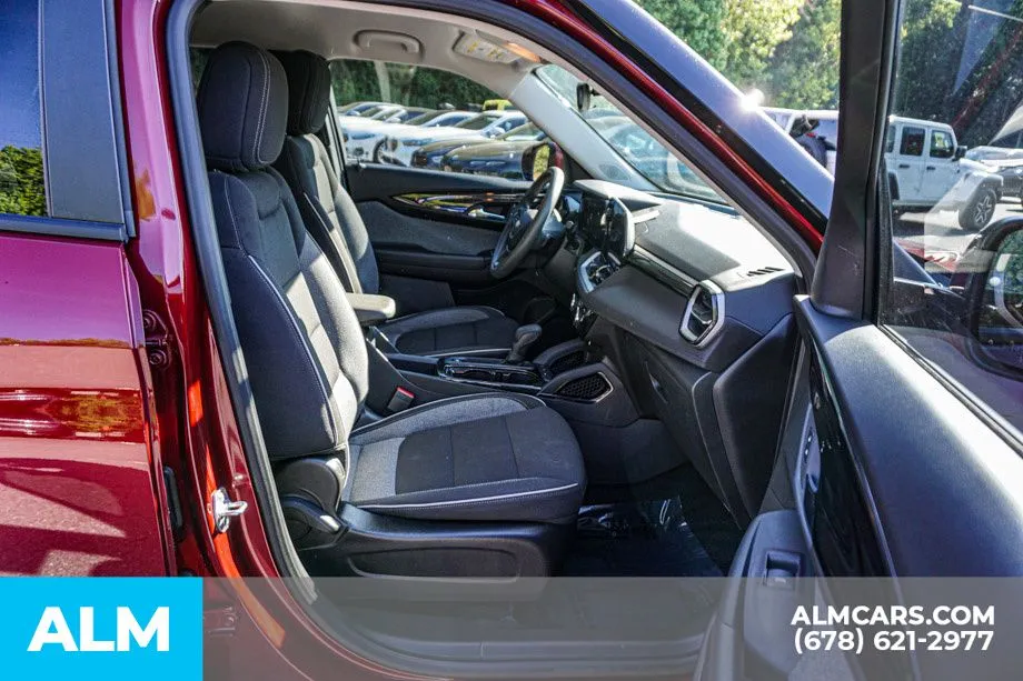 2025 Chevrolet Trailblazer LT - Photo 23