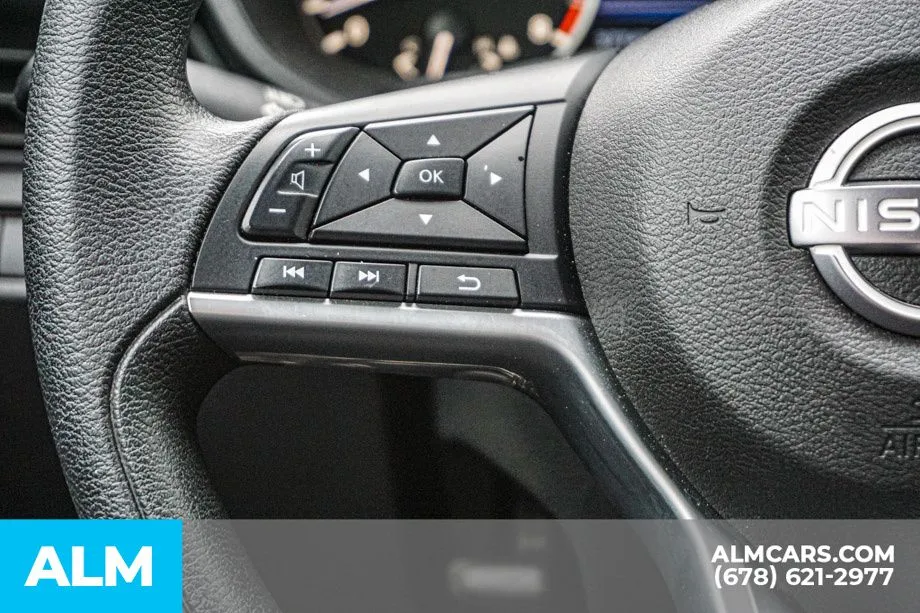 2025 Nissan Altima SV - Photo 29