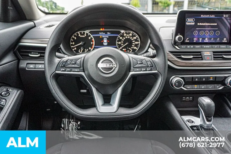 2025 Nissan Altima SV - Photo 28
