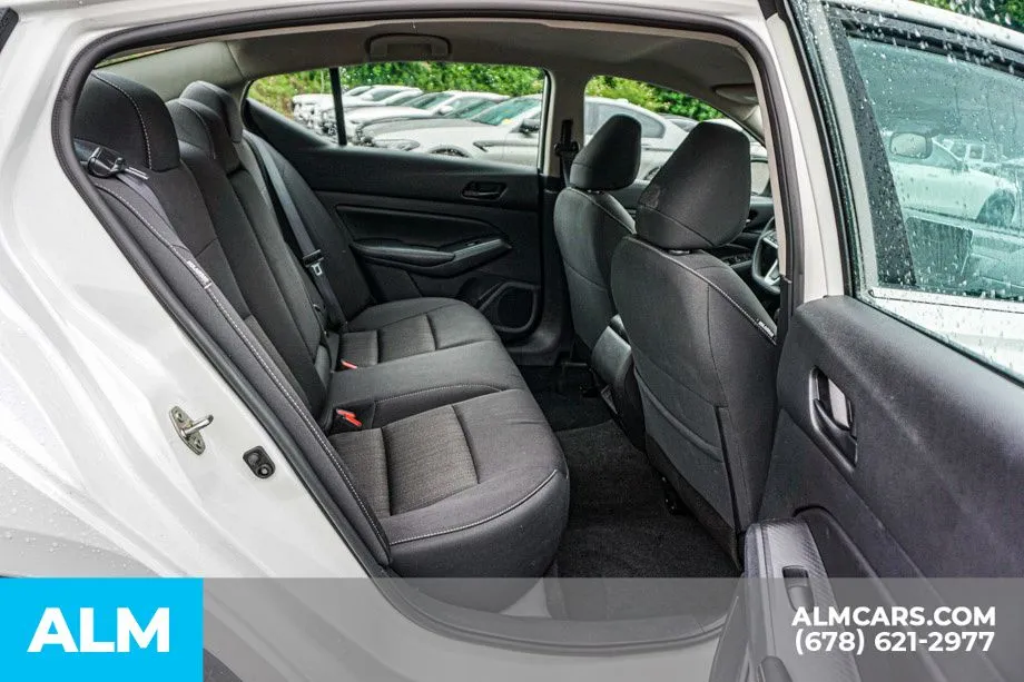 2025 Nissan Altima SV - Photo 22