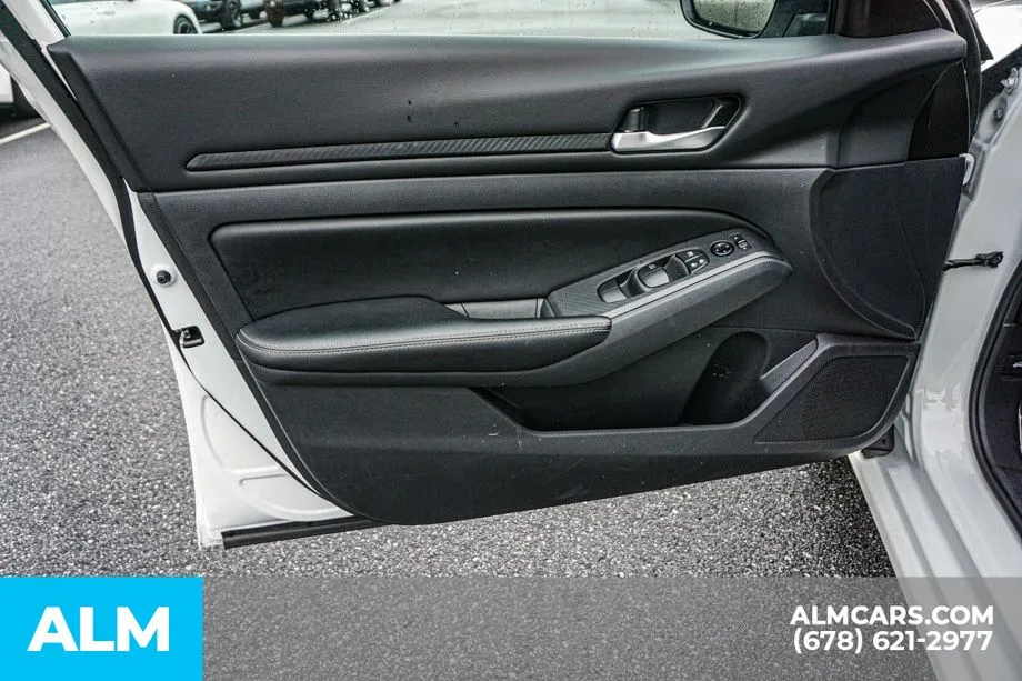 2025 Nissan Altima SV - Photo 44