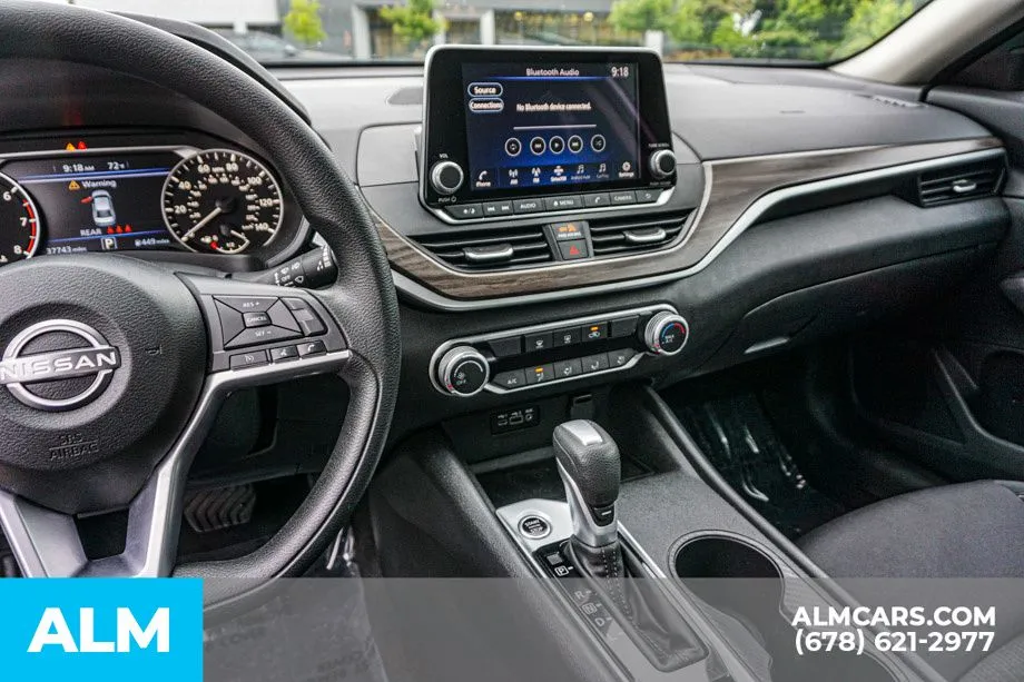 2025 Nissan Altima SV - Photo 32