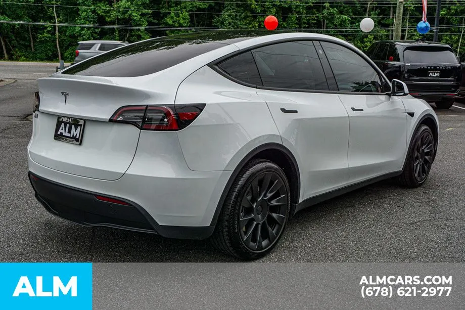 2023 Tesla Model Y Long Range - Photo 6