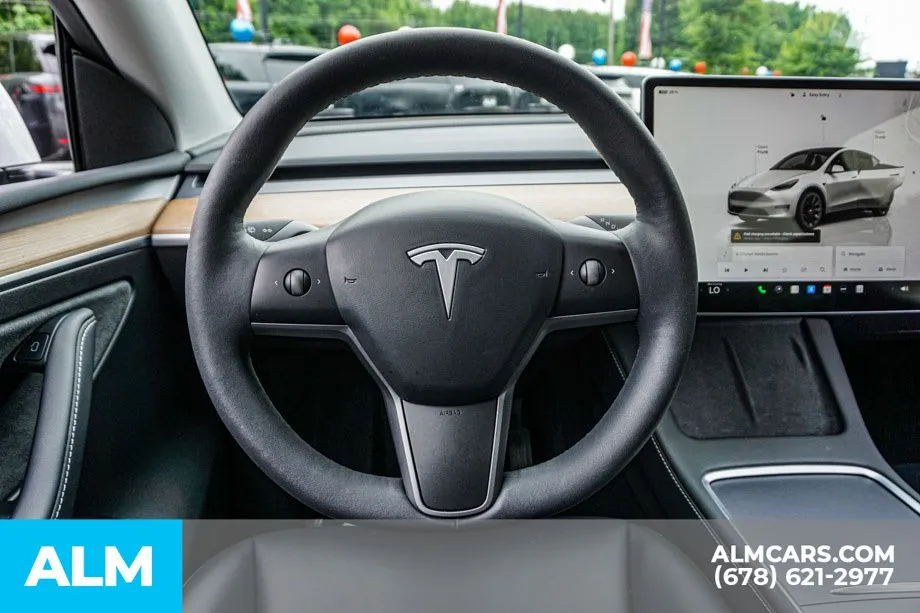2023 Tesla Model Y Long Range - Photo 28