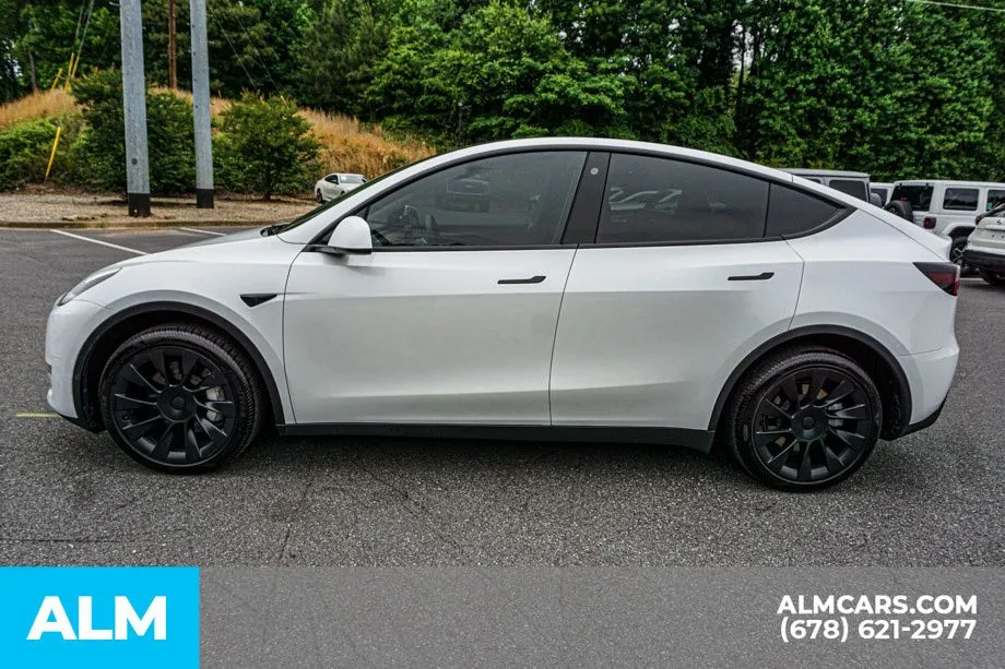 2023 Tesla Model Y Long Range - Photo 7