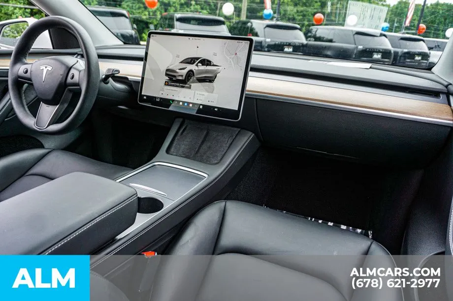 2023 Tesla Model Y Long Range - Photo 24