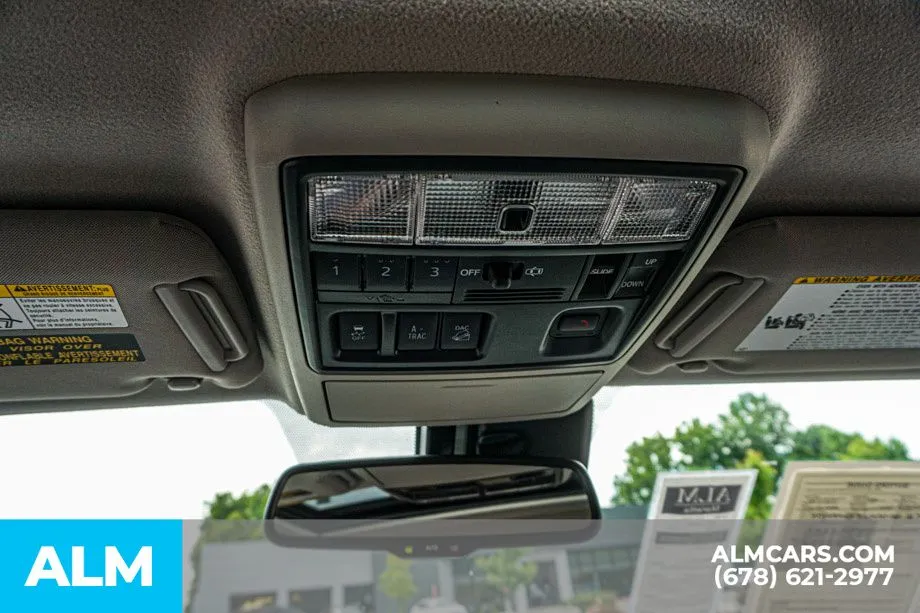 2020 Toyota 4Runner Night Shade - Photo 33