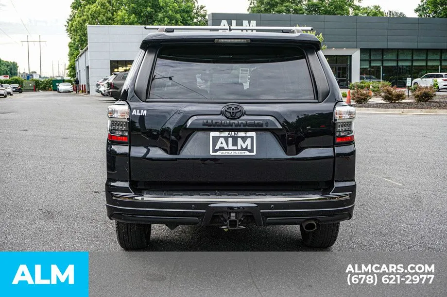 2020 Toyota 4Runner Night Shade - Photo 11