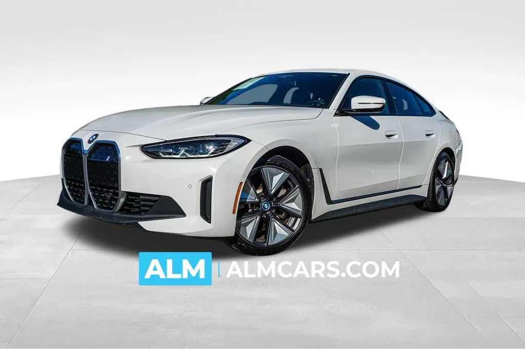 2023 BMW i4 eDrive35's photo
