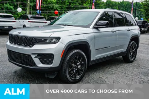 Another view of 2025 Jeep Grand Cherokee Altitude for sale in Marietta, GA at ALM Marietta