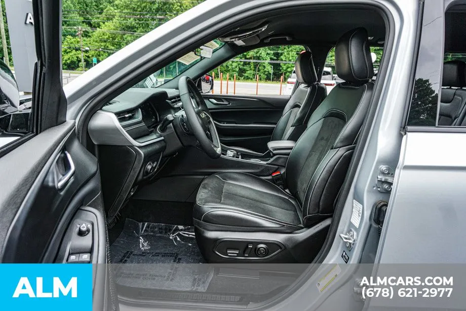 2025 Jeep Grand Cherokee Altitude - Photo 19