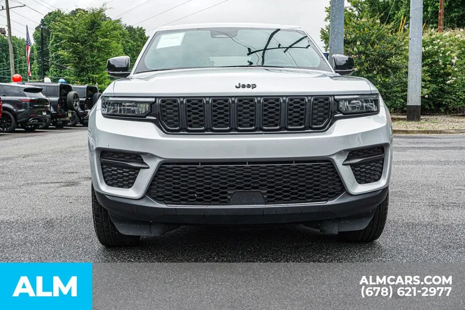 2025 Jeep Grand Cherokee Altitude - Photo 10