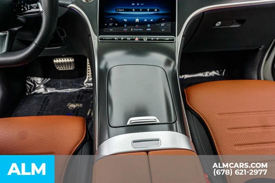2025 Mercedes-Benz GLC Base - Photo 42