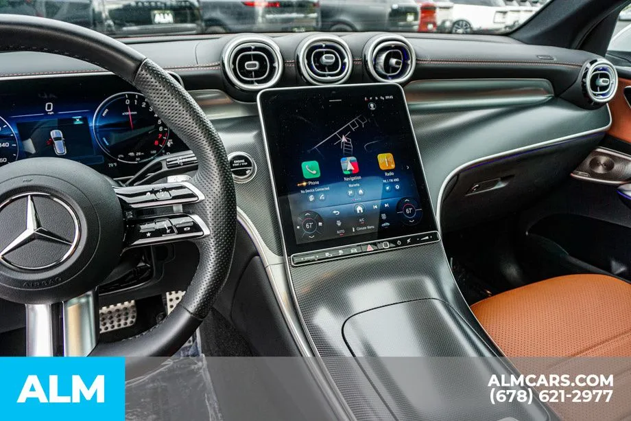 2025 Mercedes-Benz GLC Base - Photo 32